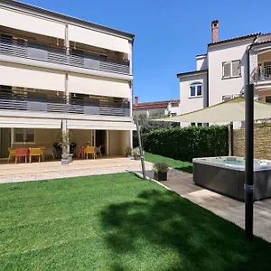 Apartment Martello Forest View, Poreč